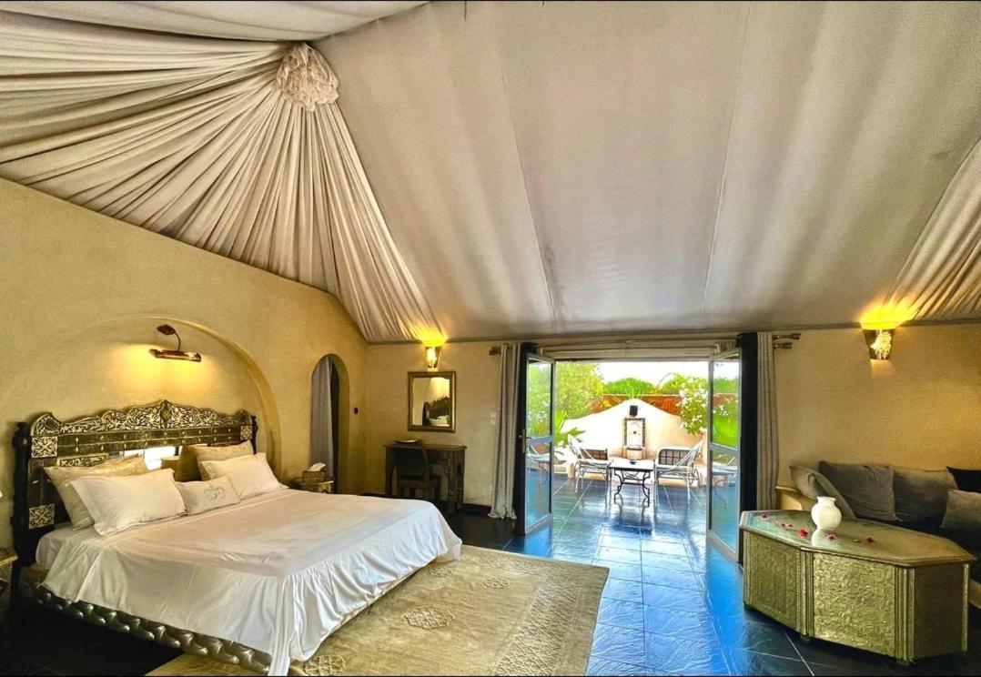 Hotel Les Jardins D Isis à Marrakesh Extérieur photo